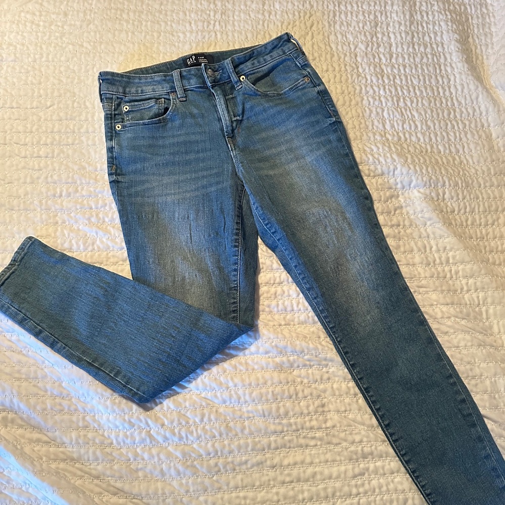 GAP Denim size 6/28R, universal legging